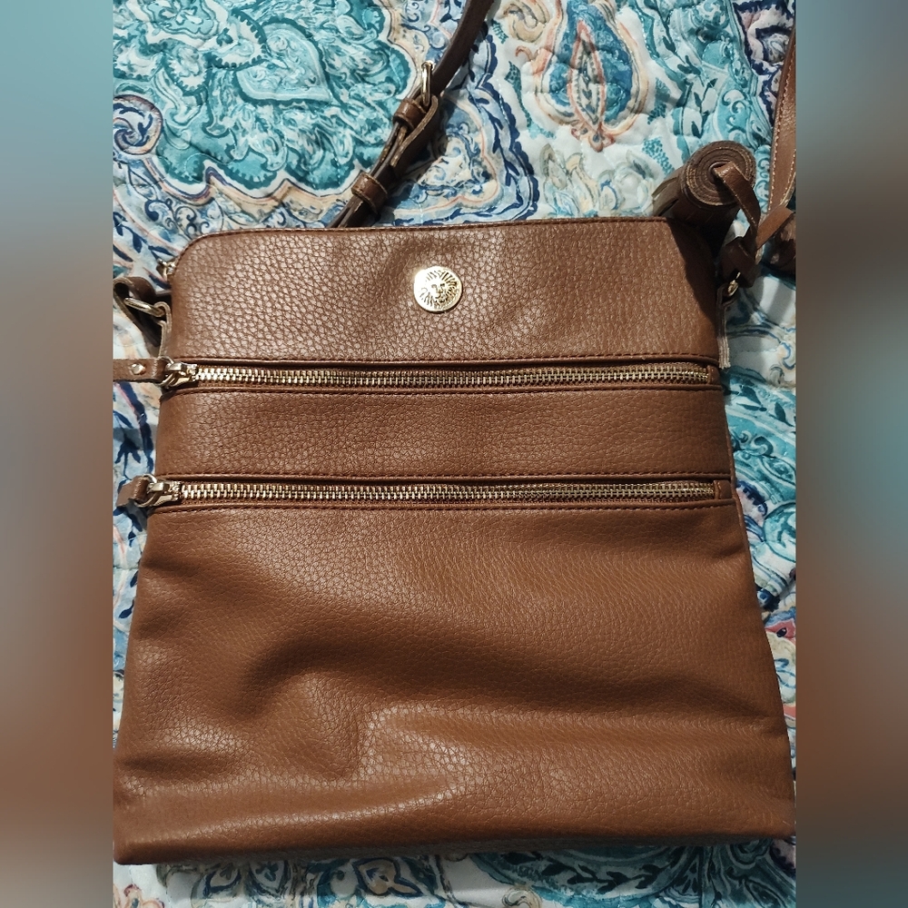 Anne Klein Handbag North South Crossbody Saddle Traveler